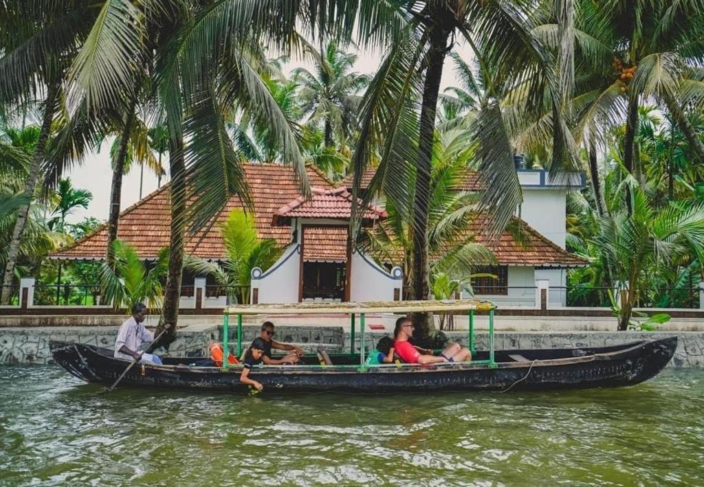 Cocozone Stays Alappuzha Buitenkant foto